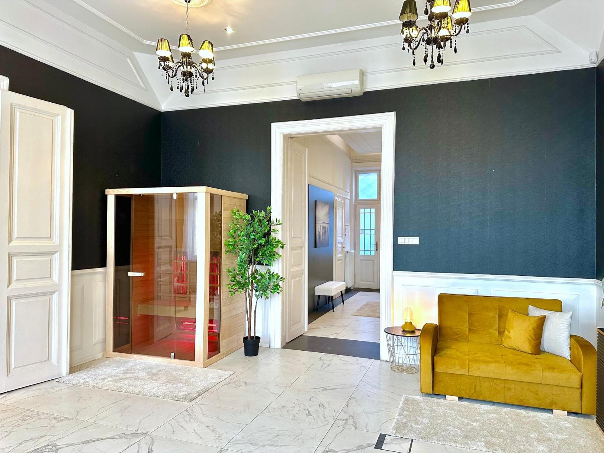 Deluxe 2-bedroom With Sauna And Ac Apartment Budapest